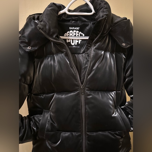 Garage Perfect Puff - Size Large - Picture 1 of 1